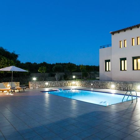 Villa Eleni Asprouliánoi المظهر الخارجي الصورة