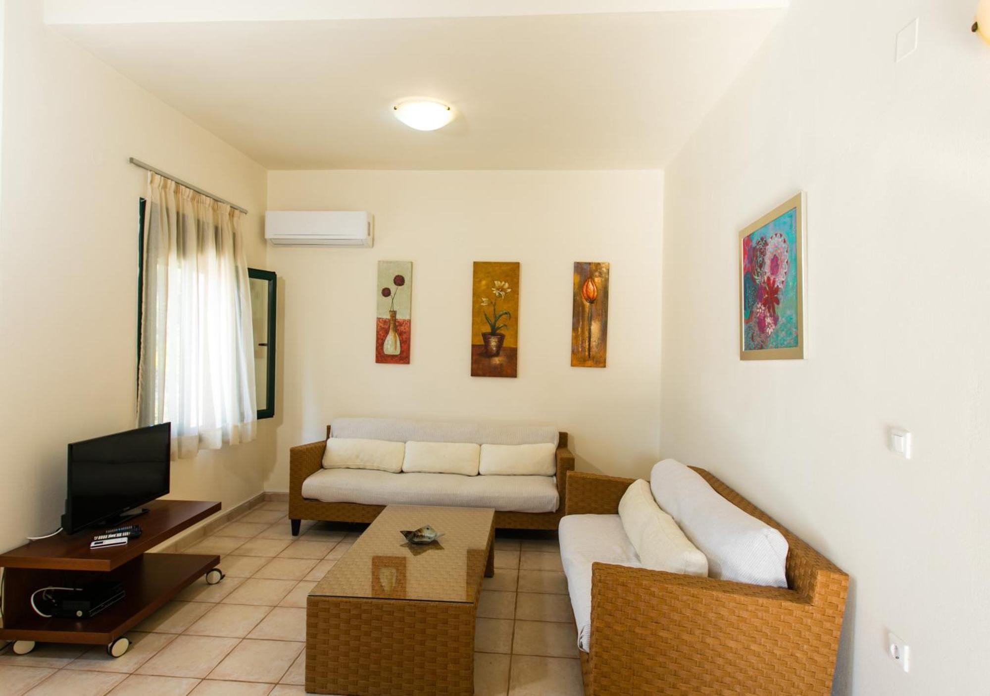 Villa Eleni Asprouliánoi المظهر الخارجي الصورة