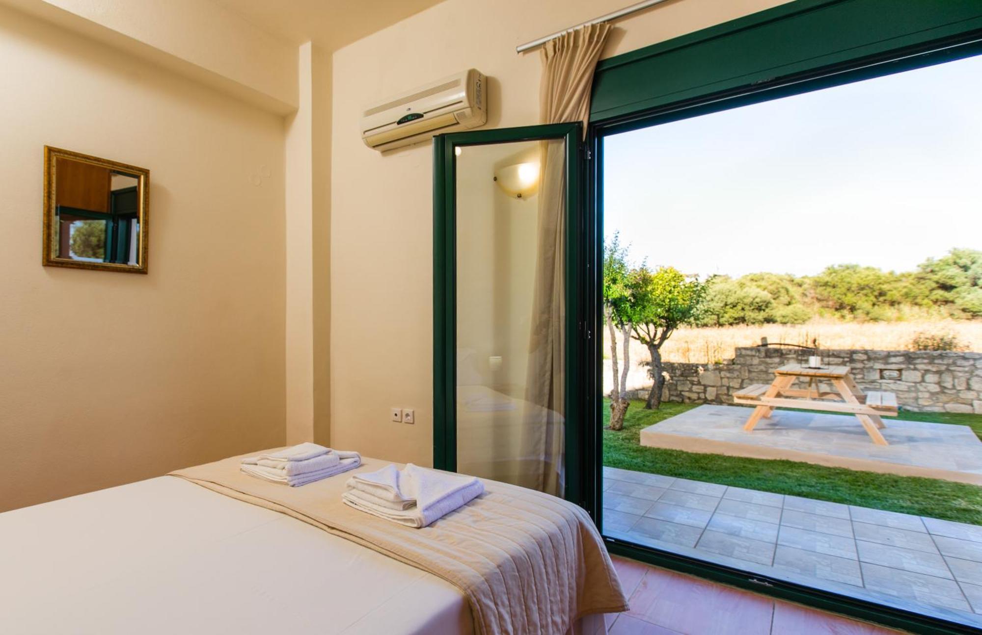 Villa Eleni Asprouliánoi المظهر الخارجي الصورة