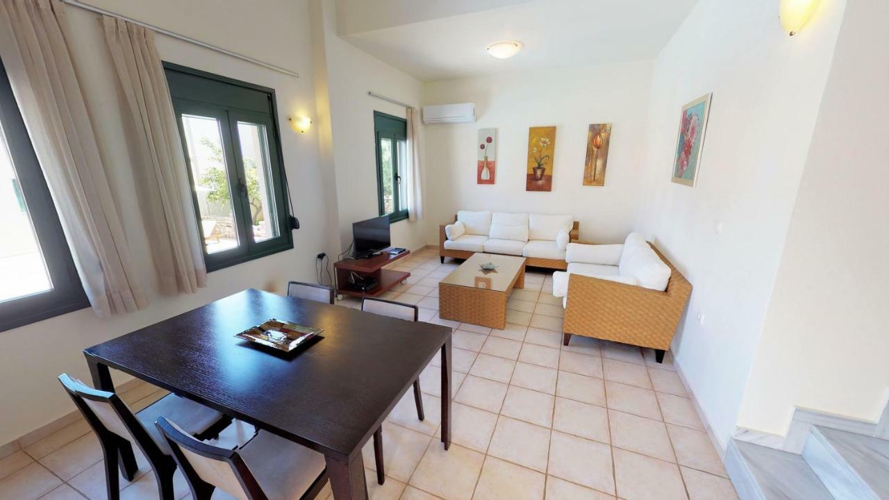 Villa Eleni Asprouliánoi المظهر الخارجي الصورة