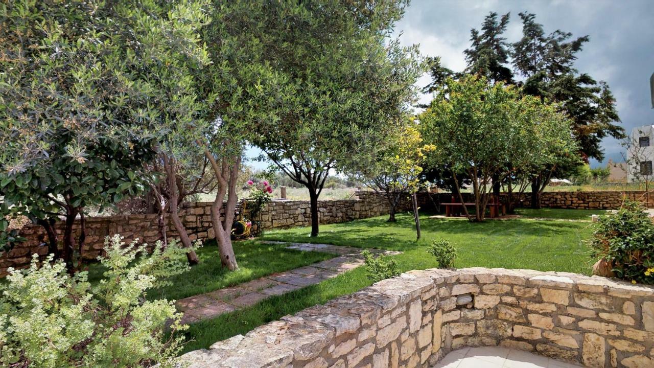 Villa Eleni Asprouliánoi المظهر الخارجي الصورة