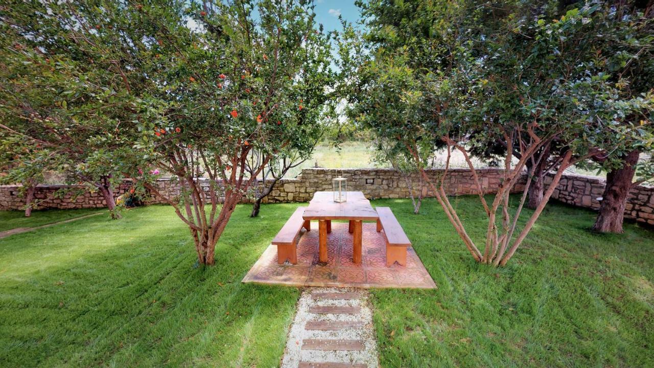 Villa Eleni Asprouliánoi المظهر الخارجي الصورة